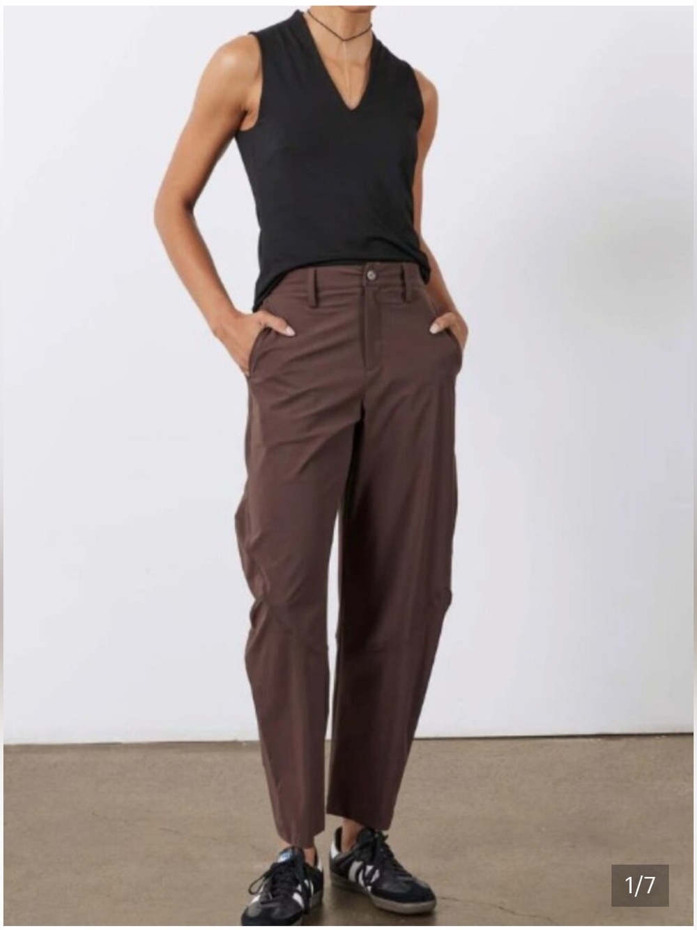 Ruti WIDE-ISH Cropped Barrel Pants w pockets. STRETCHY Travel must have! Olive